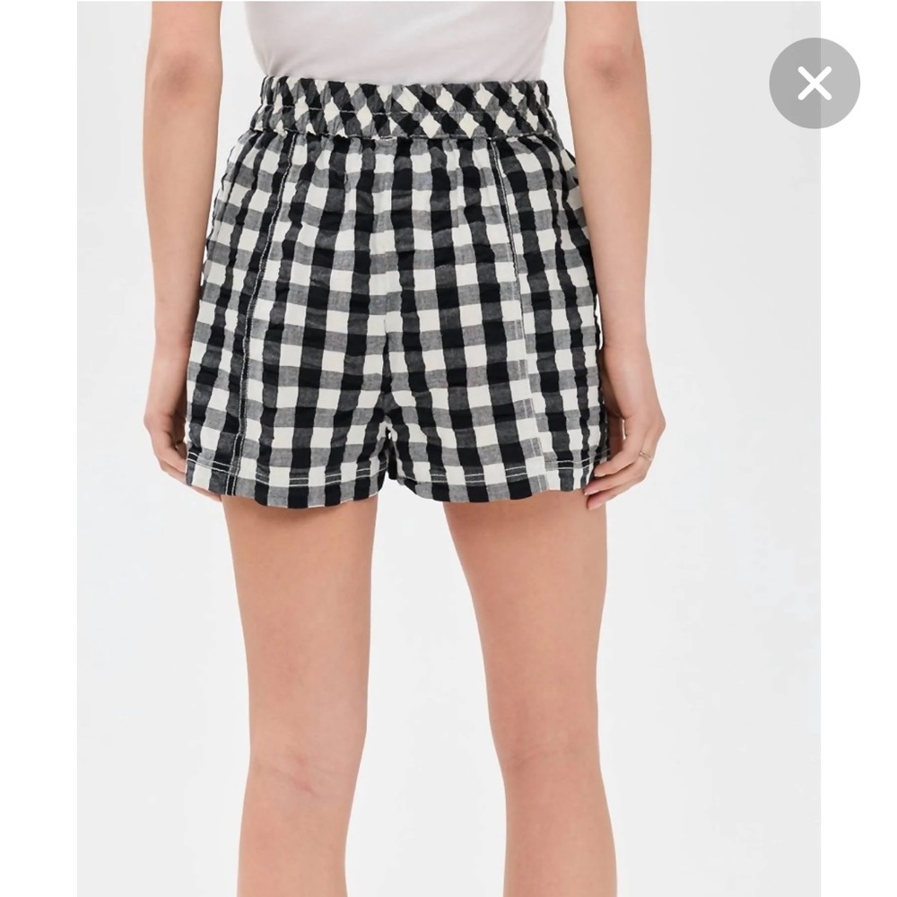 Free People - Get Free Seersucker Pull On Shorts, size Large NWT